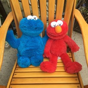 cookie monster kaws plush